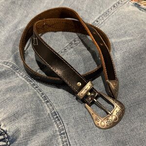 Vintage Western Women’s Black Leather Belt with Floral Buckle White details M/L